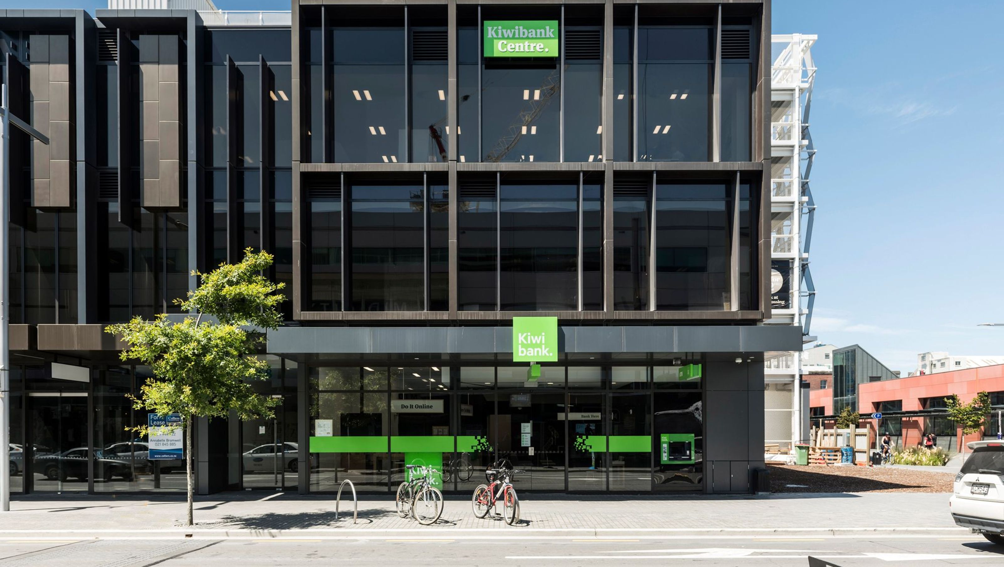 Colombo St Retail