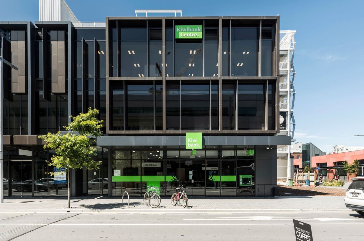 Colombo St Retail