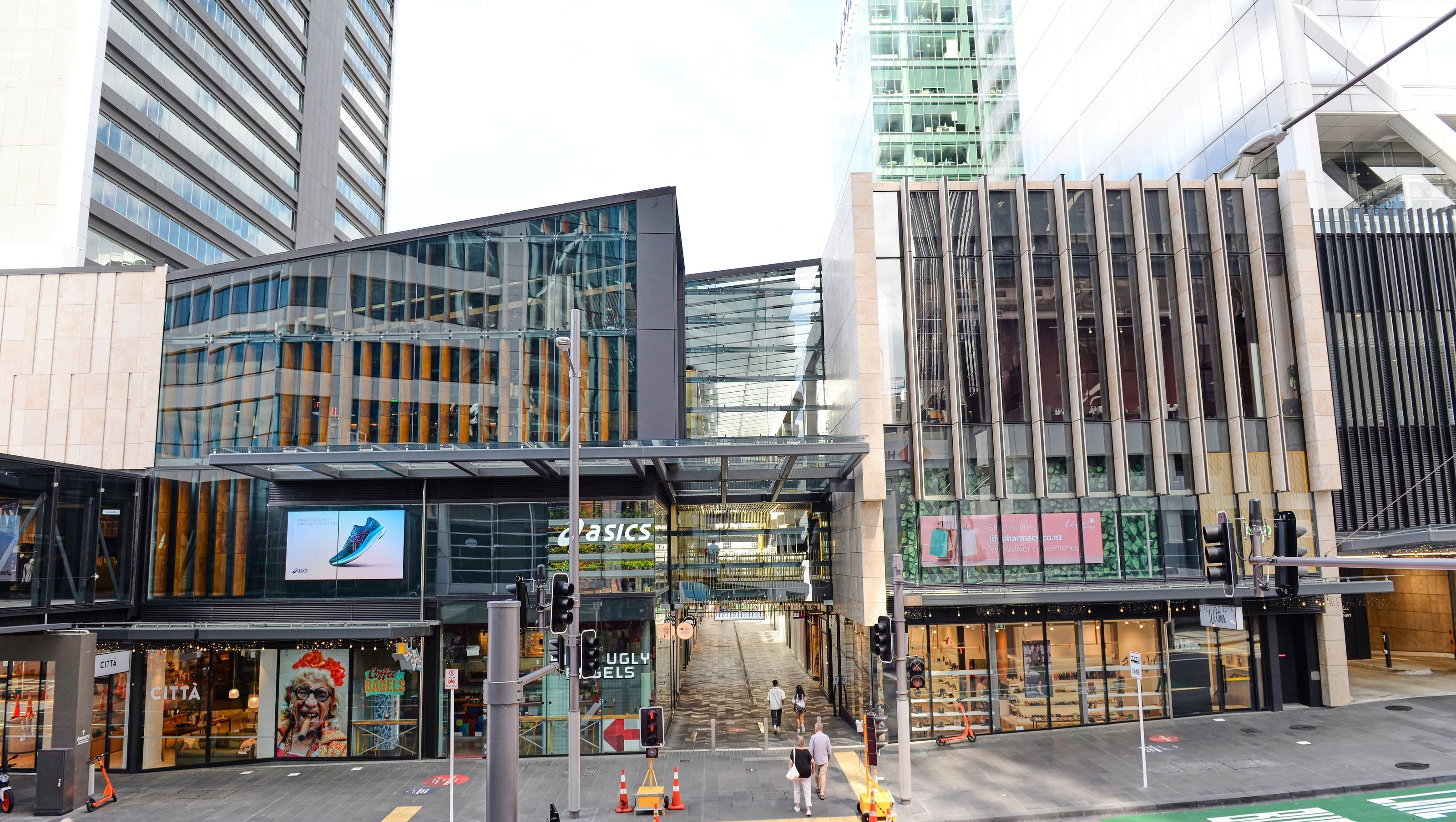 Commercial Bay | Podium