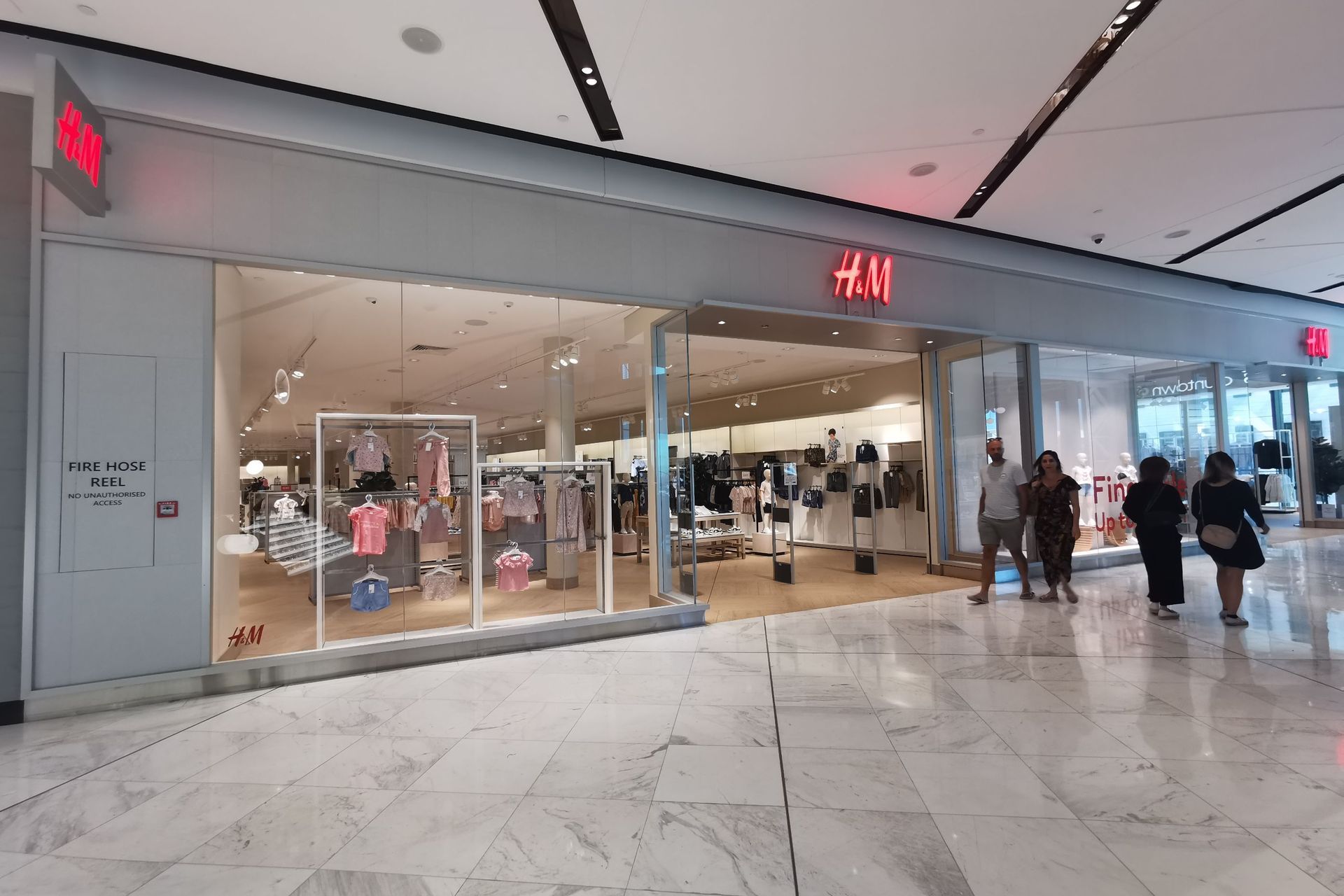H&amp;M Westfield New Market