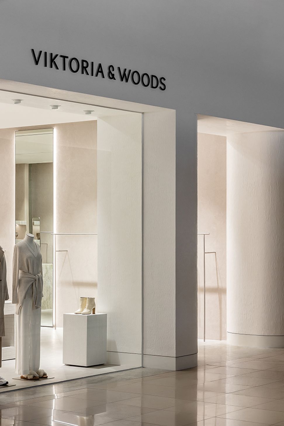 Viktoria &amp; Woods Chadstone