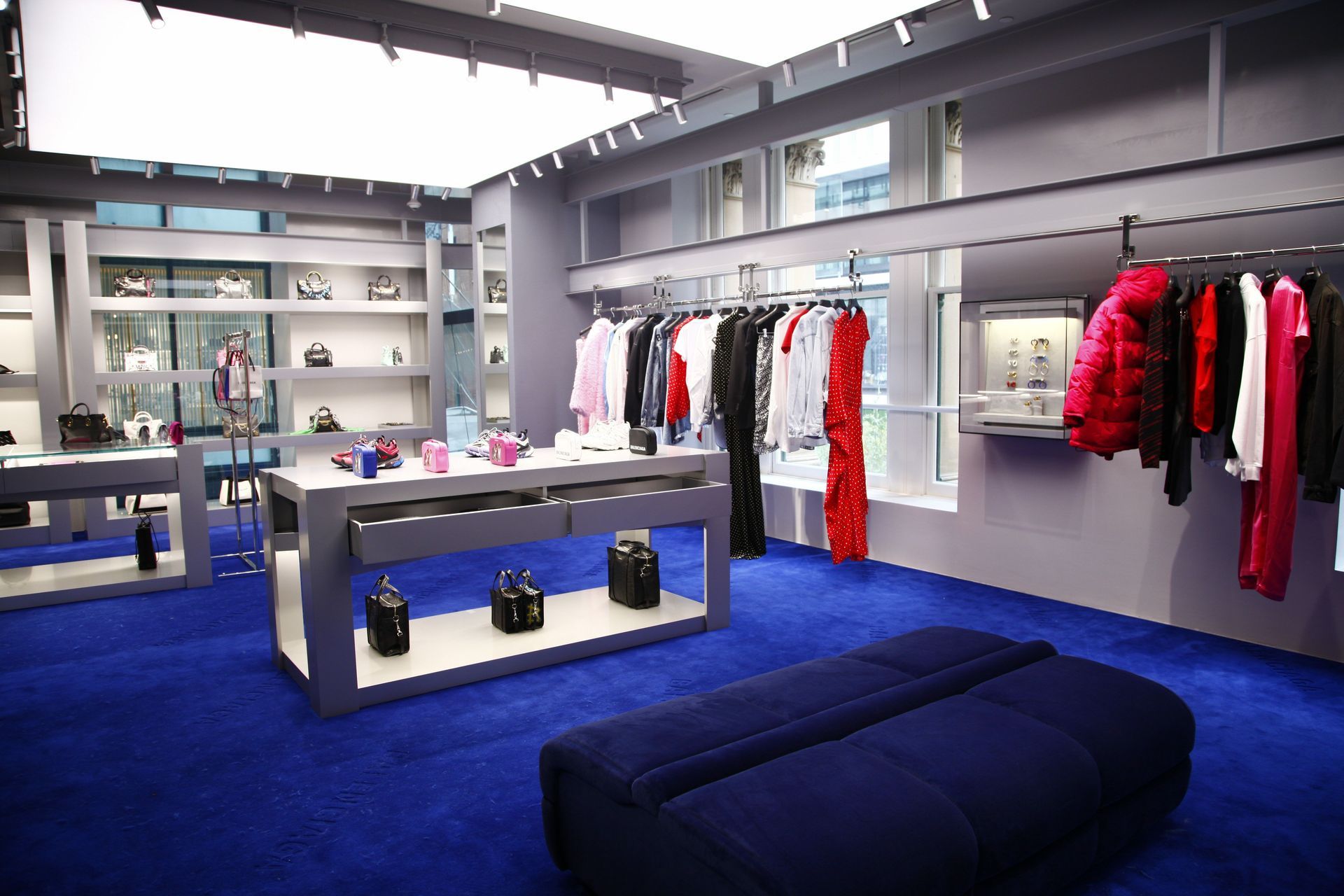 Balenciaga, Sydney