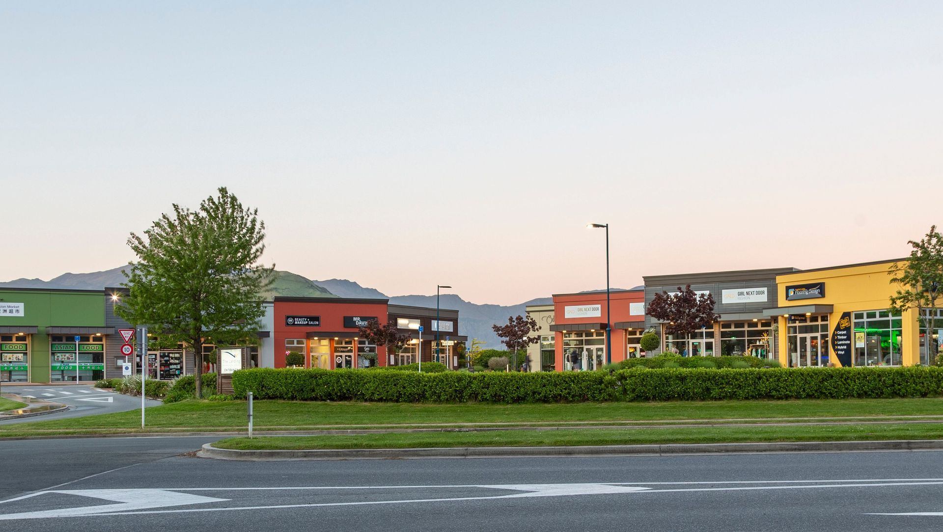 The Landing Shopping Center | Queenstown banner