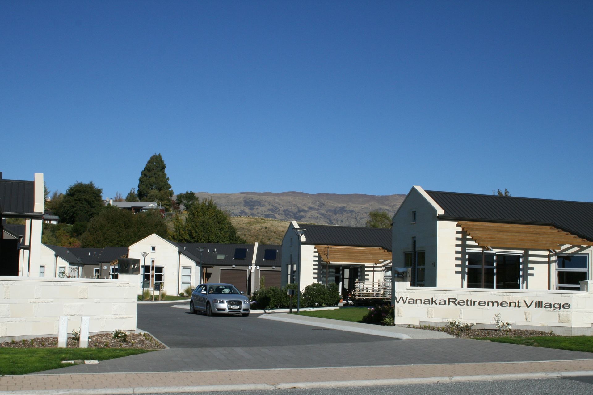 IMG7436-entrance.JPG