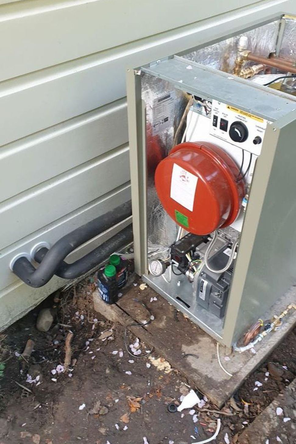Tikokino House - Central heating &amp; Domestic Hot Water