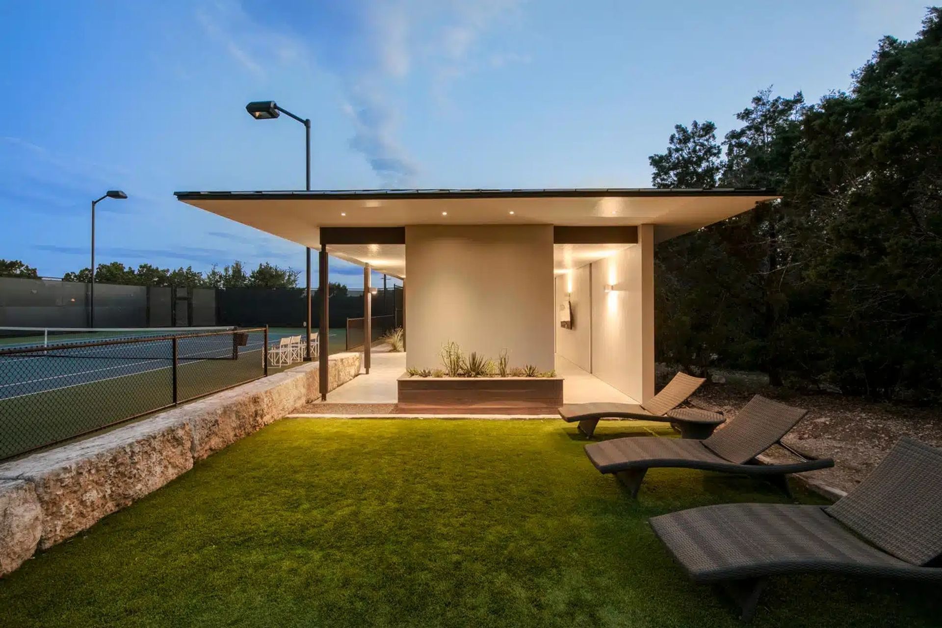 13jpg-ap-compressed.jpg