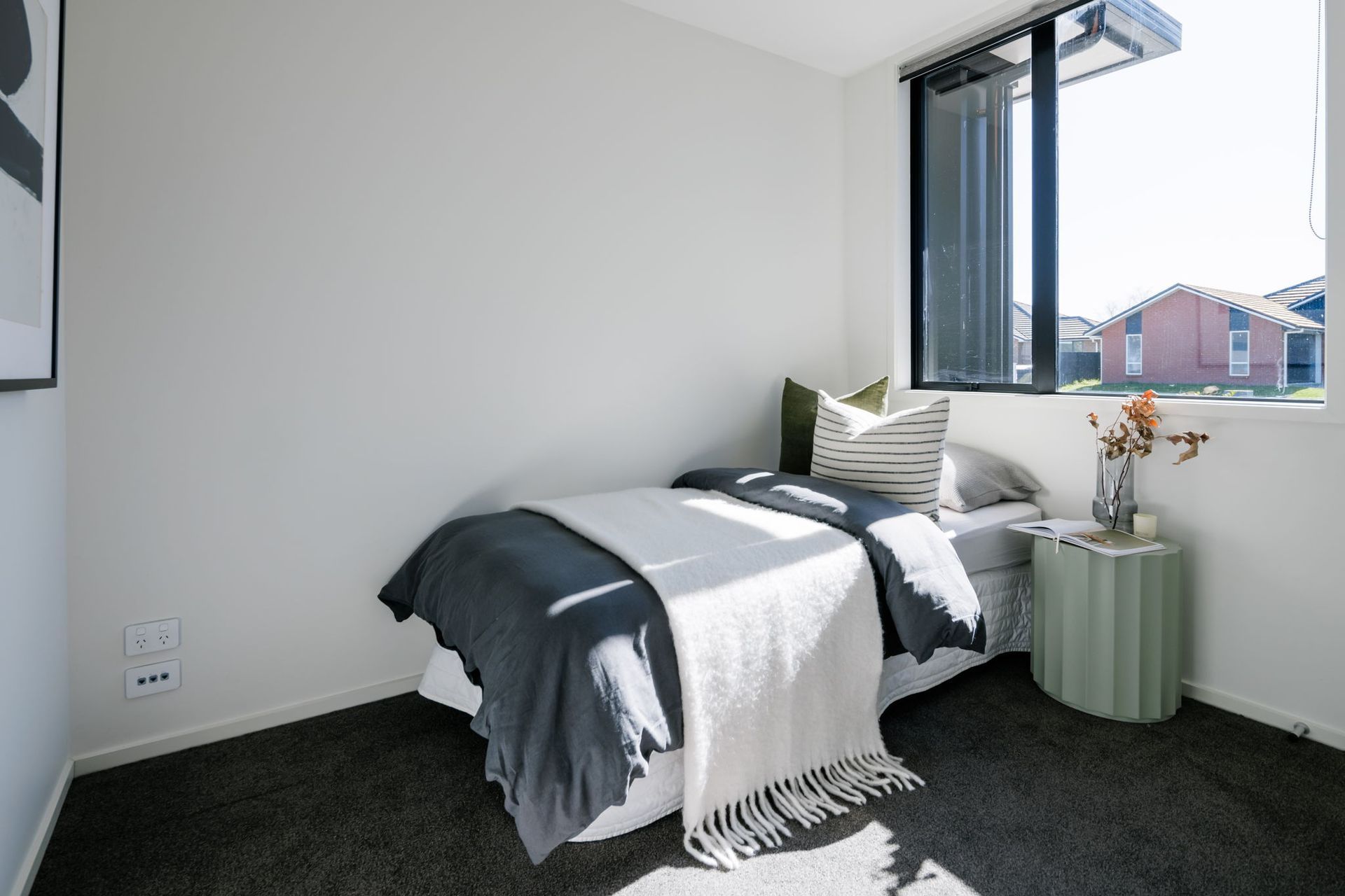 14-web-or-mls-11inHouseAR56358.jpg