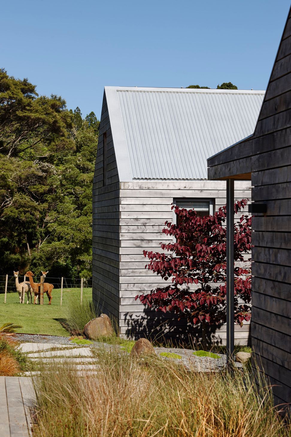 2212-SGA-Appleshed-Hse3248x.jpg