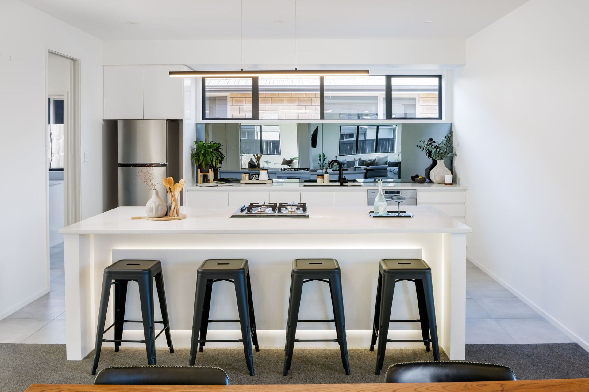 31-web-or-mls-28inHouseAR56512.jpg