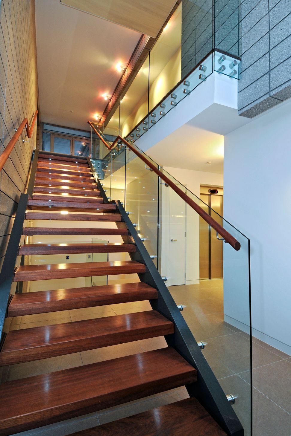 31031-Open2view-ID307715-Aotearoa.jpg