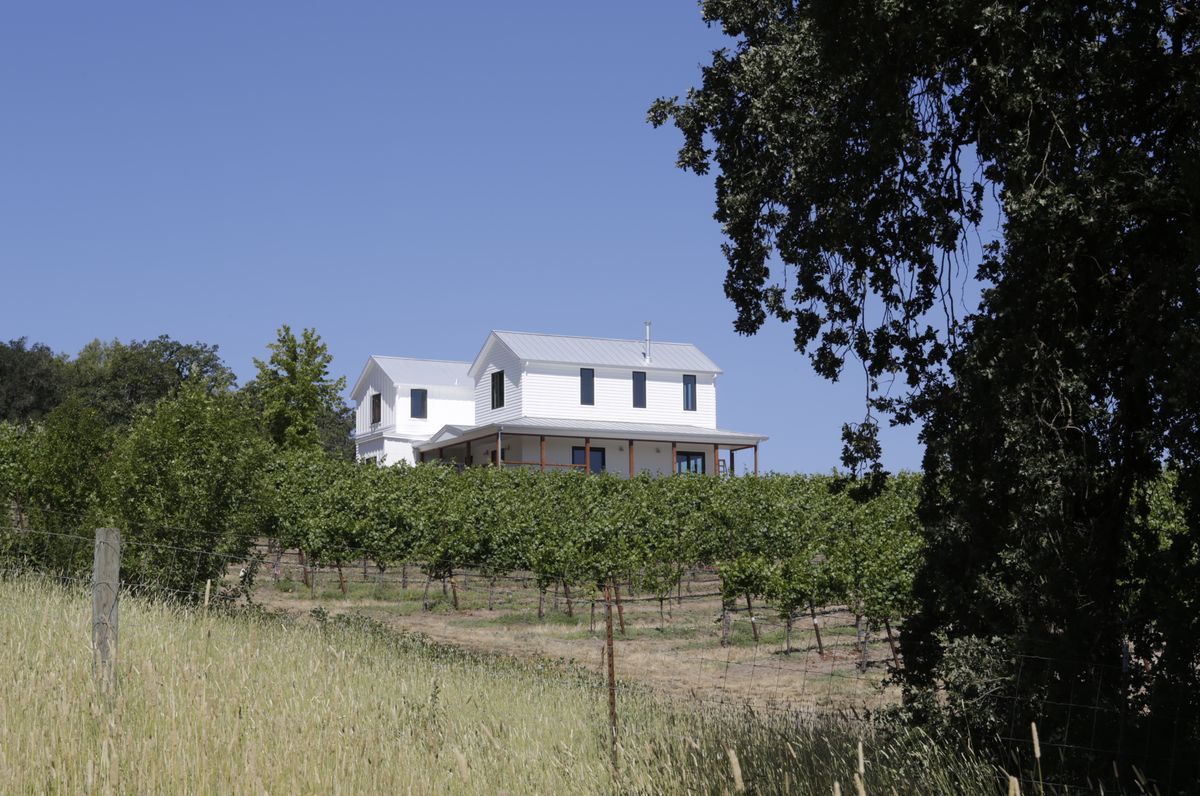 Vineyard Farmhouse: A Modern Farmhouse set with the Vineyard