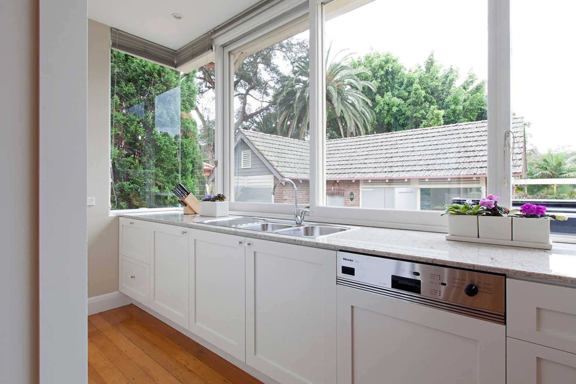 BEECROFT-HOUSE07.jpg
