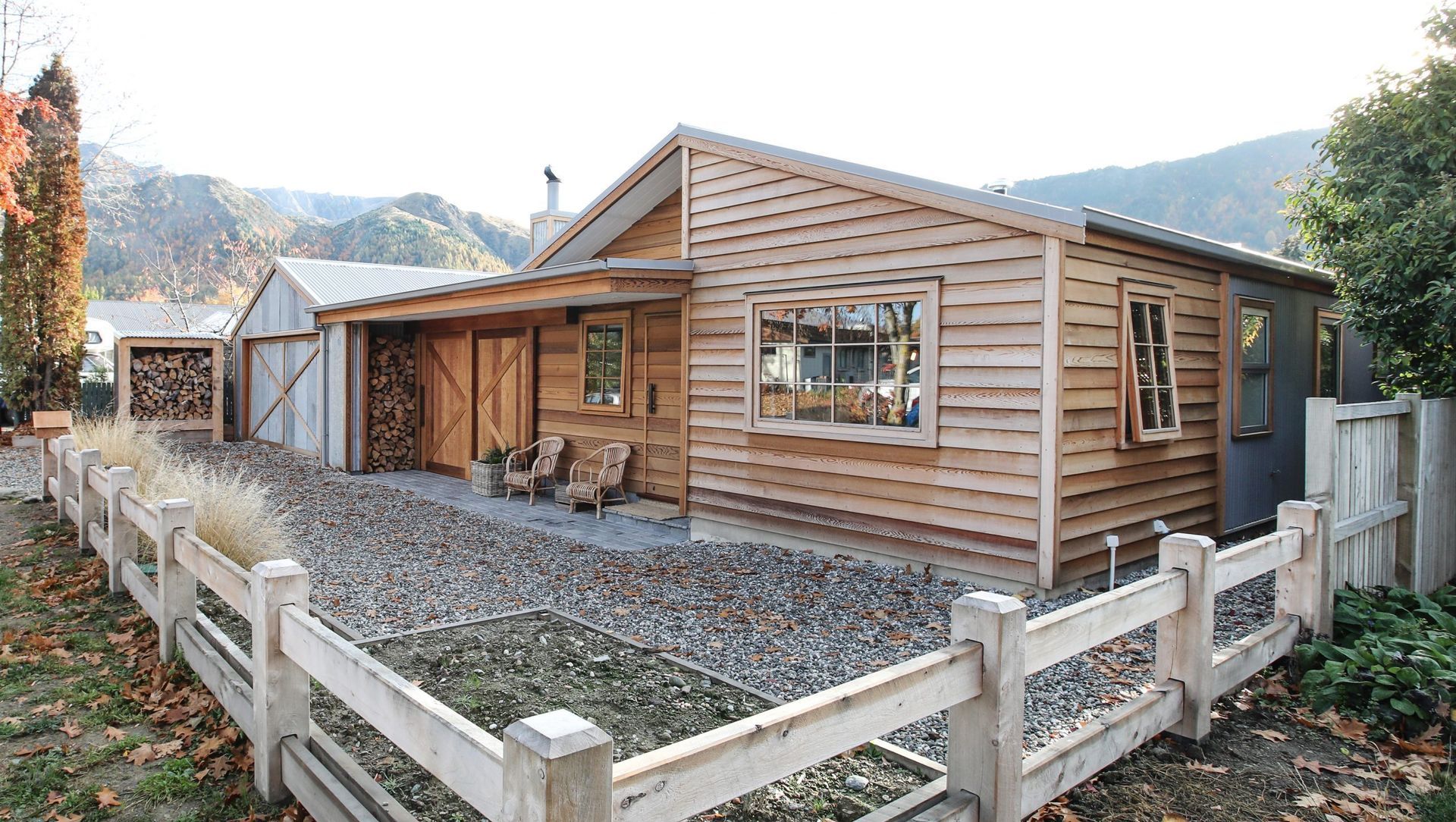 Cabin Fever, Arrowtown banner
