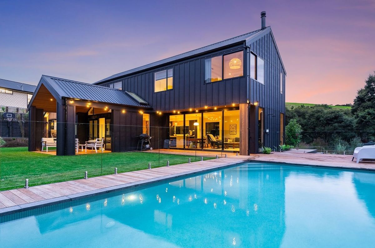 Bush View House