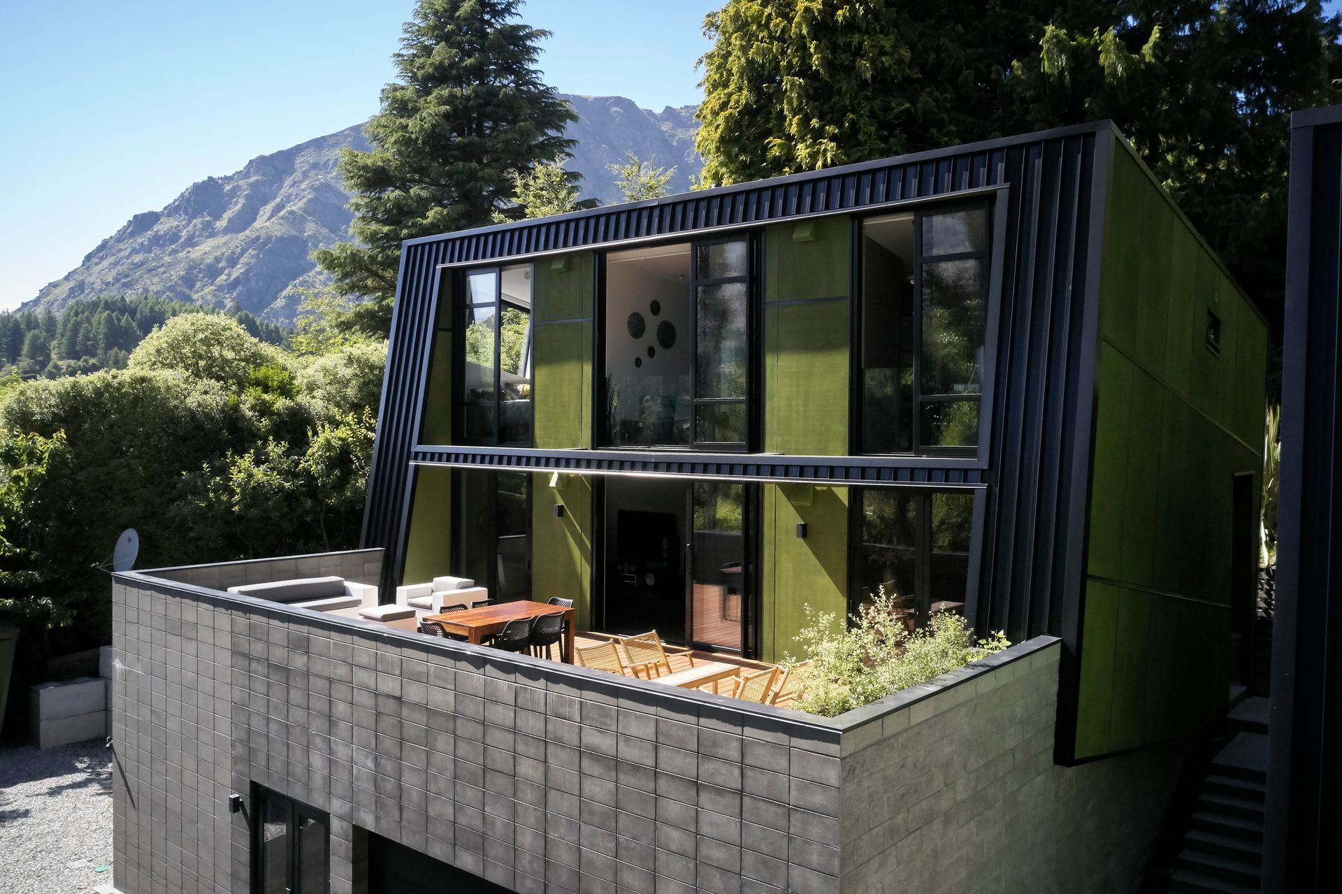 The Black House Part Two