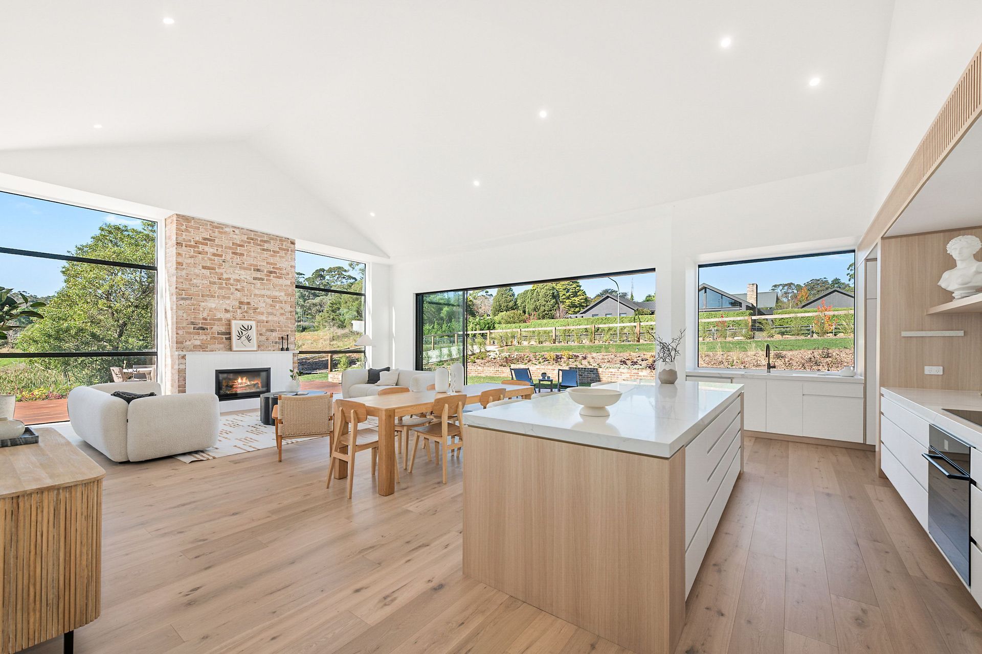 HiRes-157448-Grice-Drive-Bundanoon100938.jpg