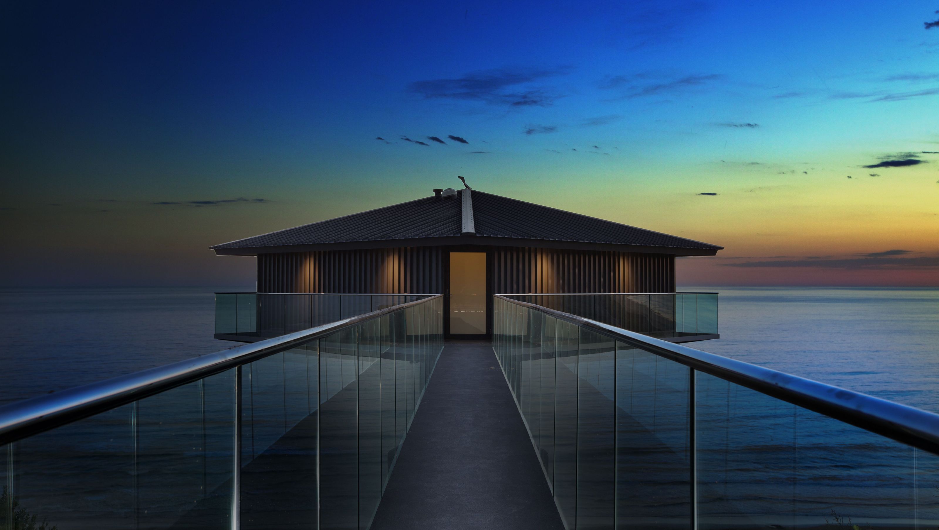 Pole House