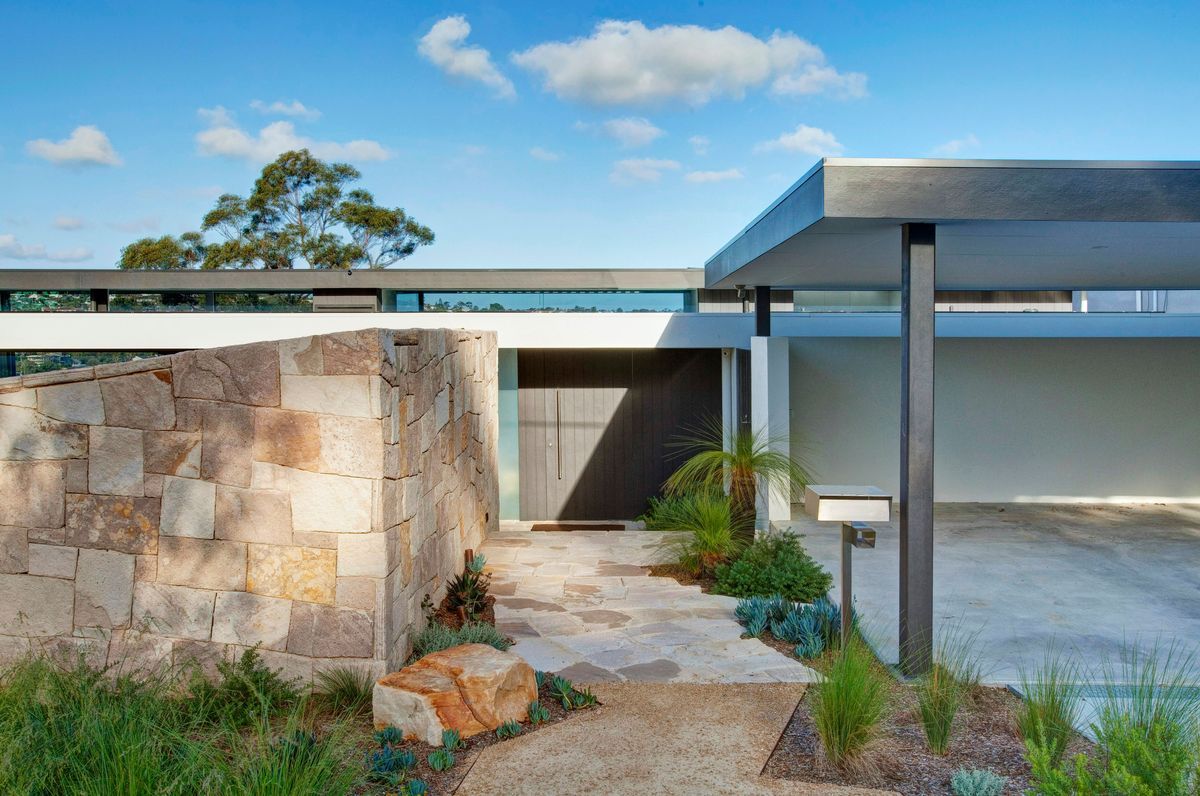 Middle Harbour Modern