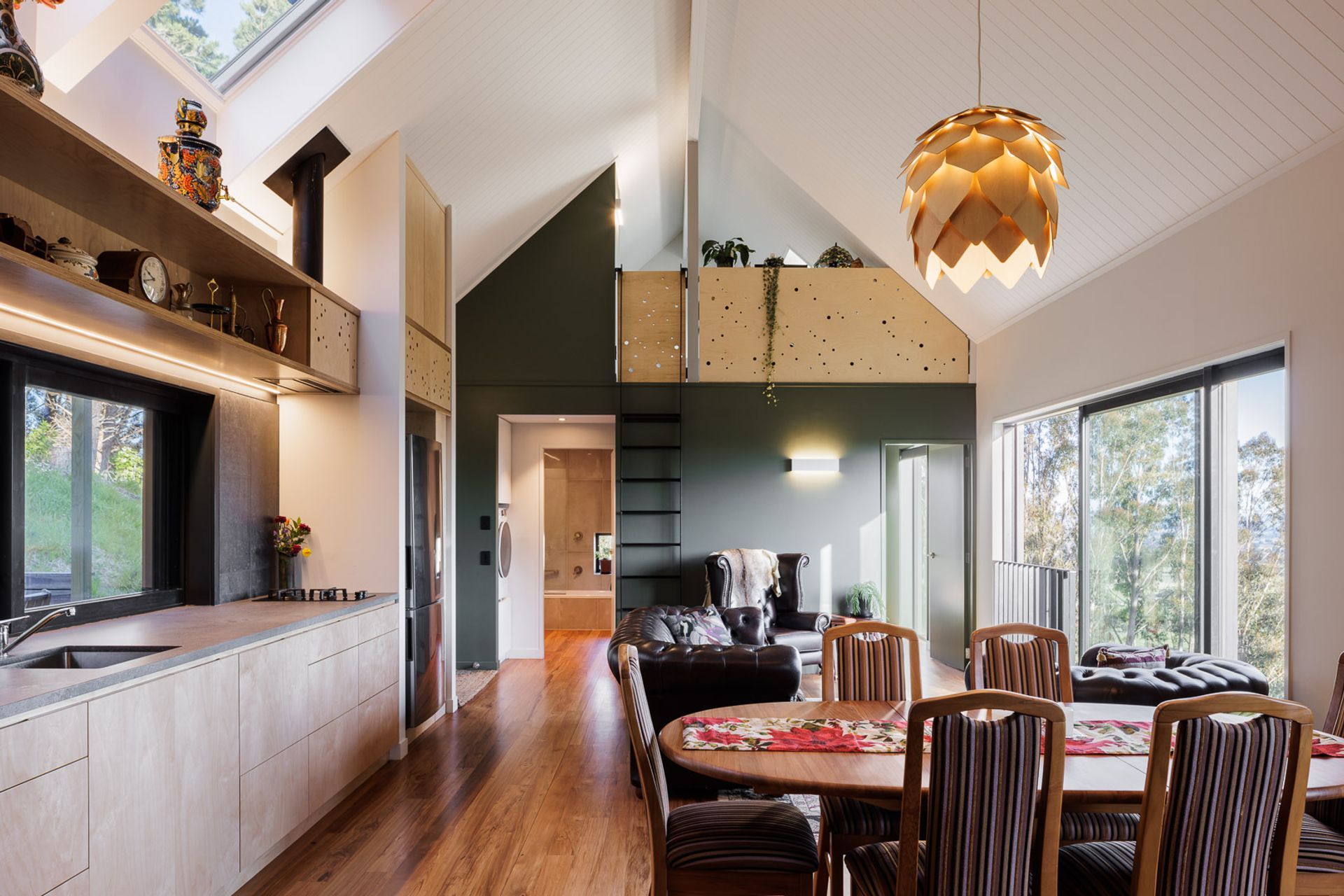 Off the Grid home - Featherston