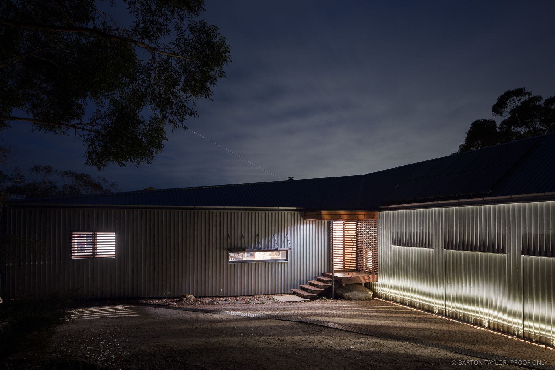 L-House