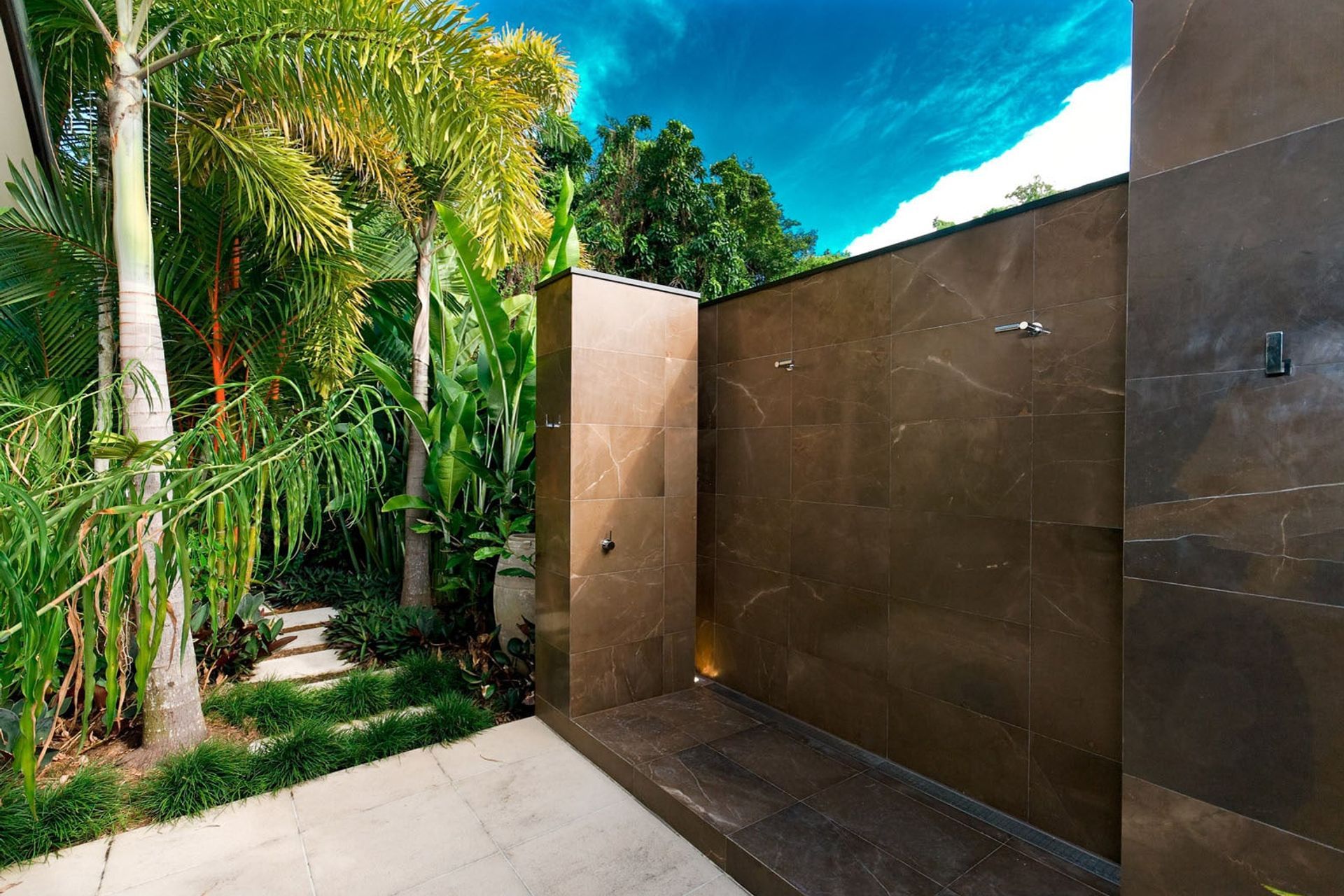 Alalia Port Douglas