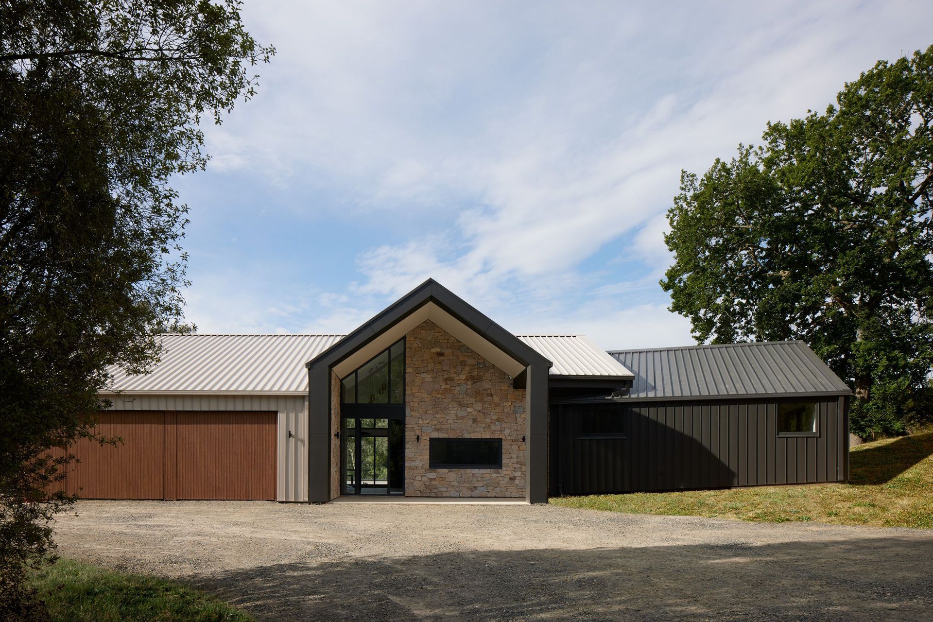 Whisker-ArchitectureHillside-HomeTatjana-Plitt795-v2.jpg