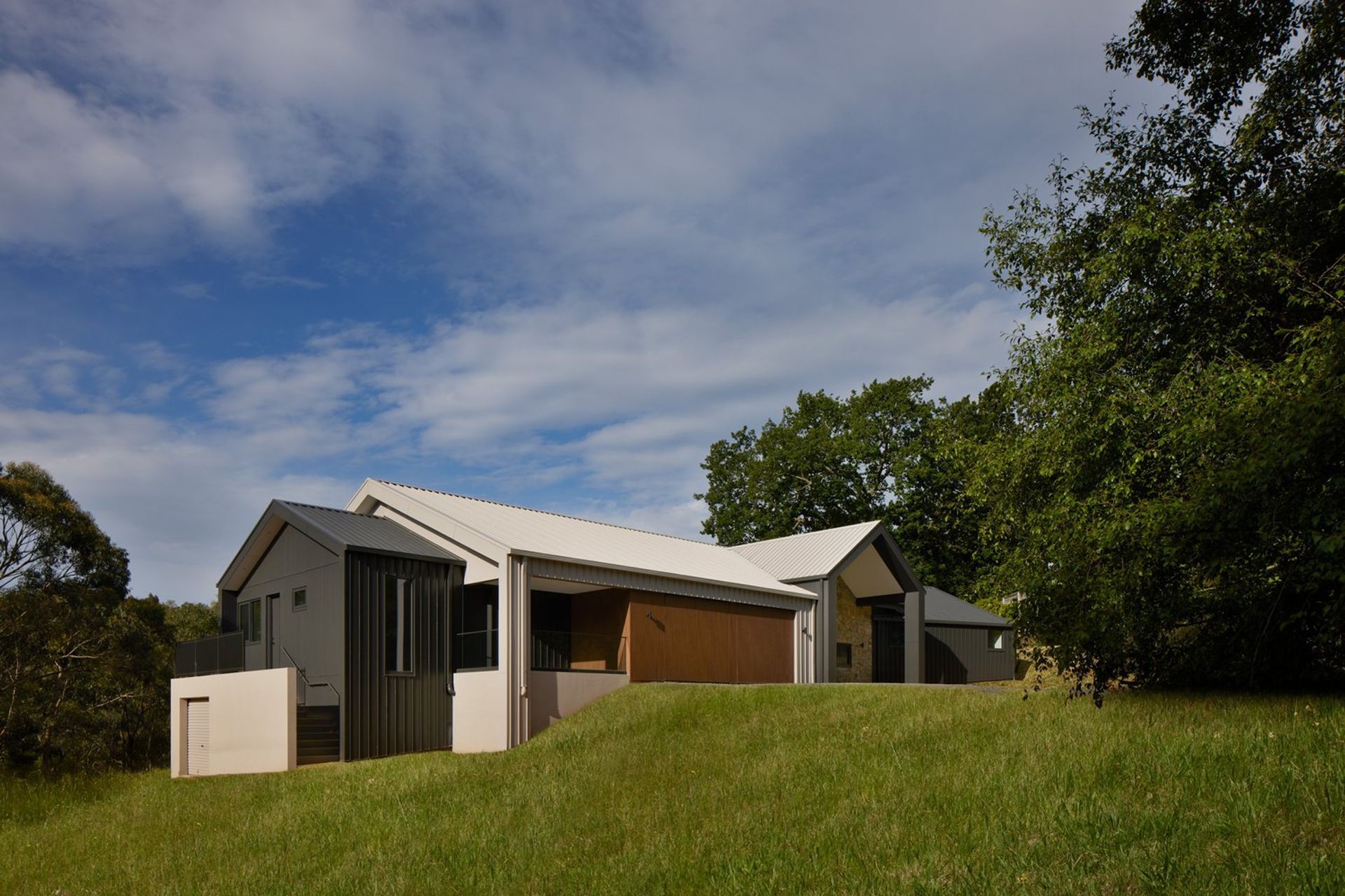 WhiskerArchitectureHillsideHomeTatjanaPlitt818.jpg