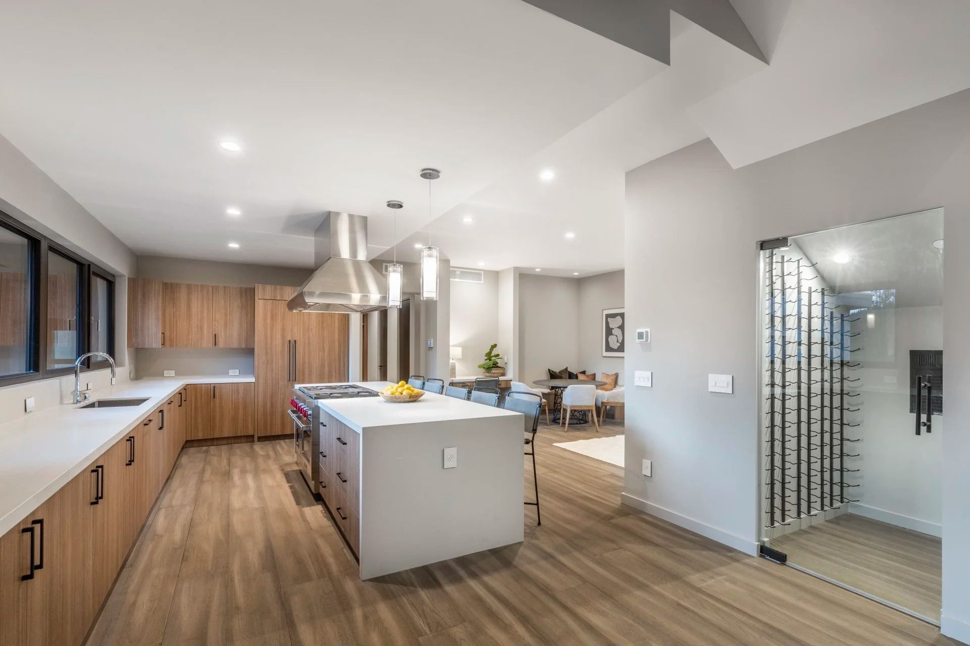 imgi528-Martis-Camp-Realty-Home-651-kitchen.jpg