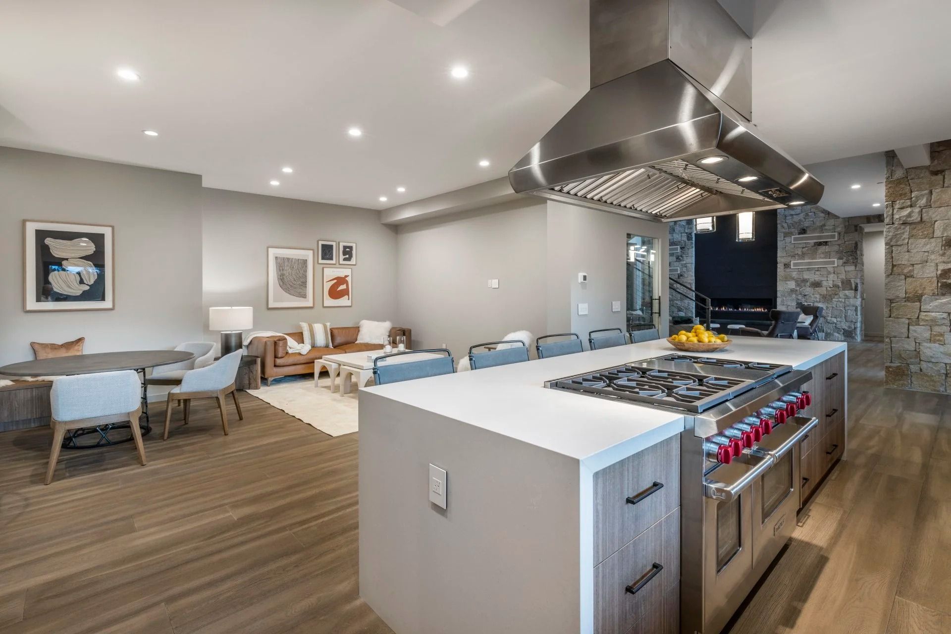 imgi549-Martis-Camp-Realty-Home-651-kitchen-2.jpg
