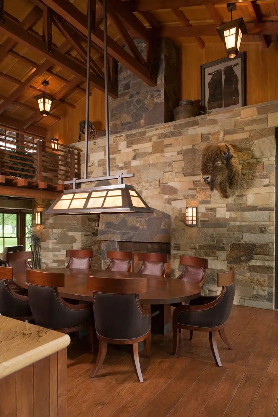 moto-x-cabin26jpg-ap-compressed.jpg