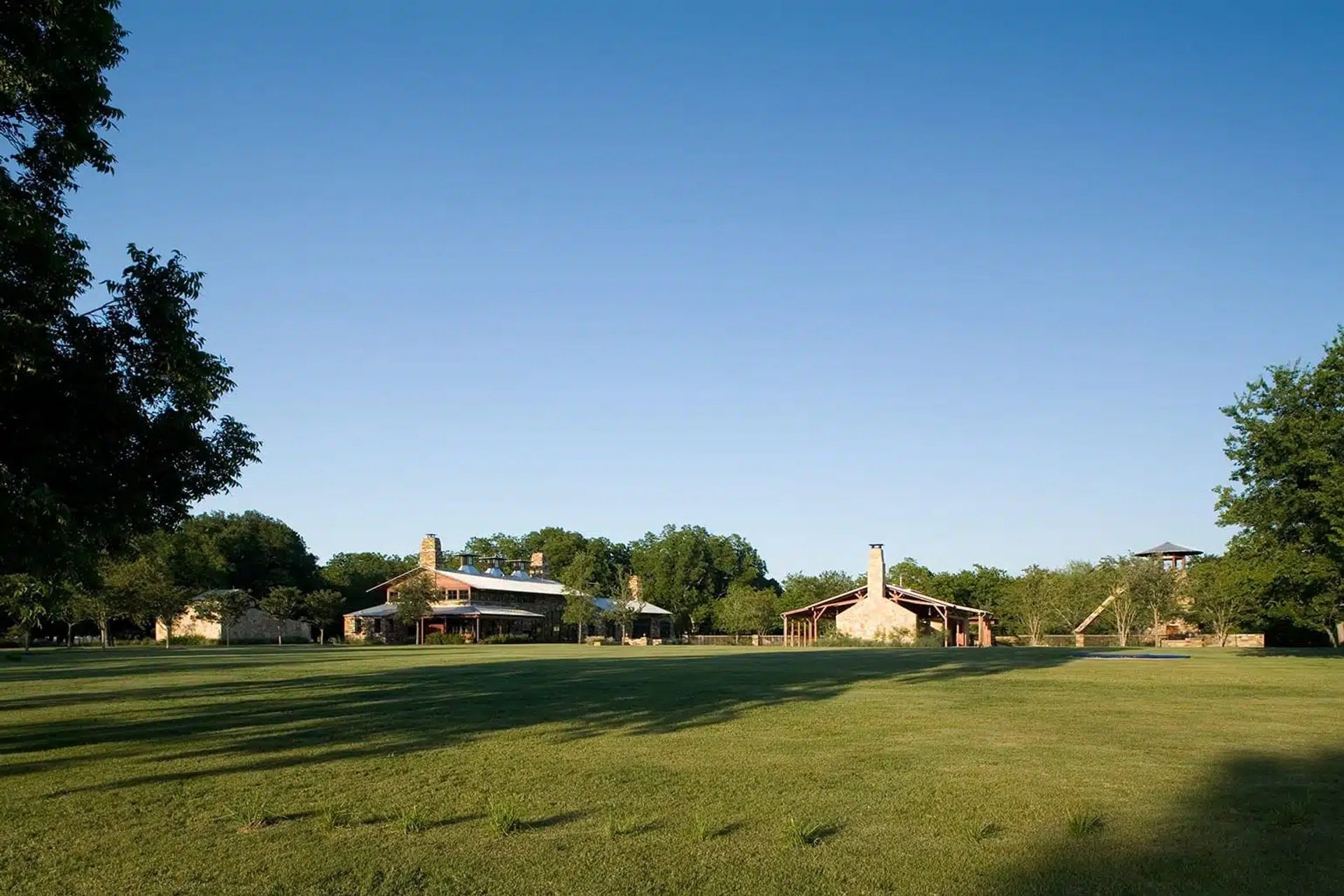 moto-x-cabin48jpg-ap-compressed.jpg