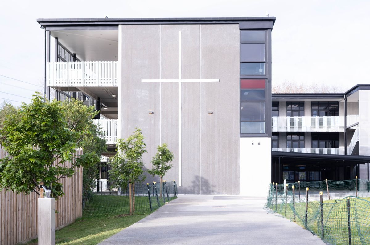 De La Salle College