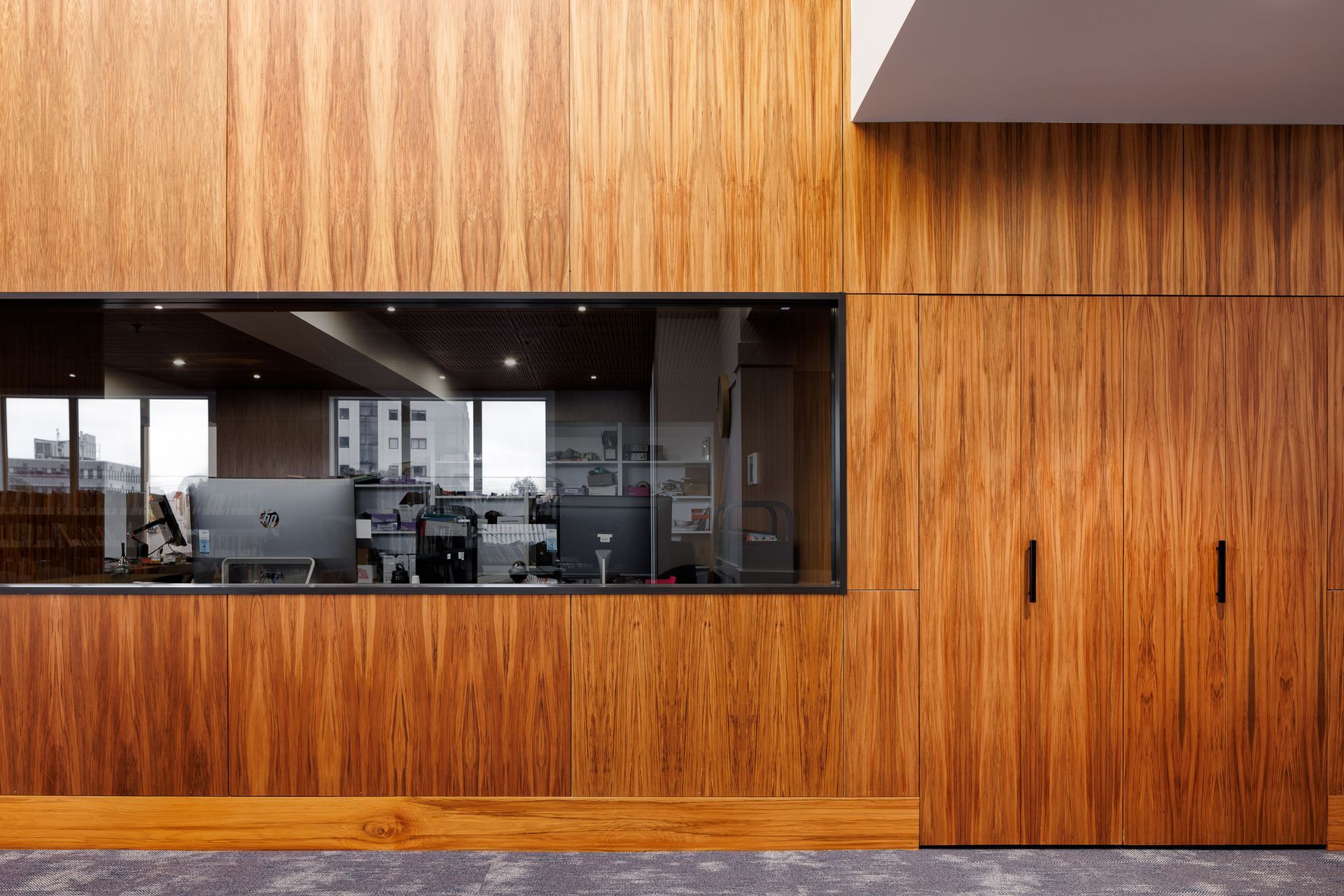 QMC-Library-low-res-004.jpg