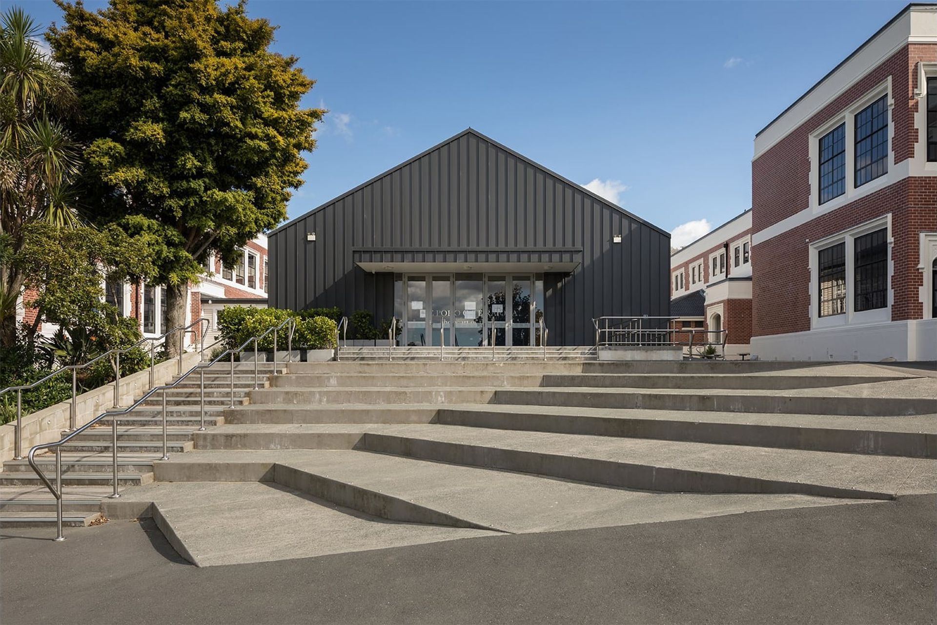 Takapuna-Grammar-Respond-Architects-4.jpg