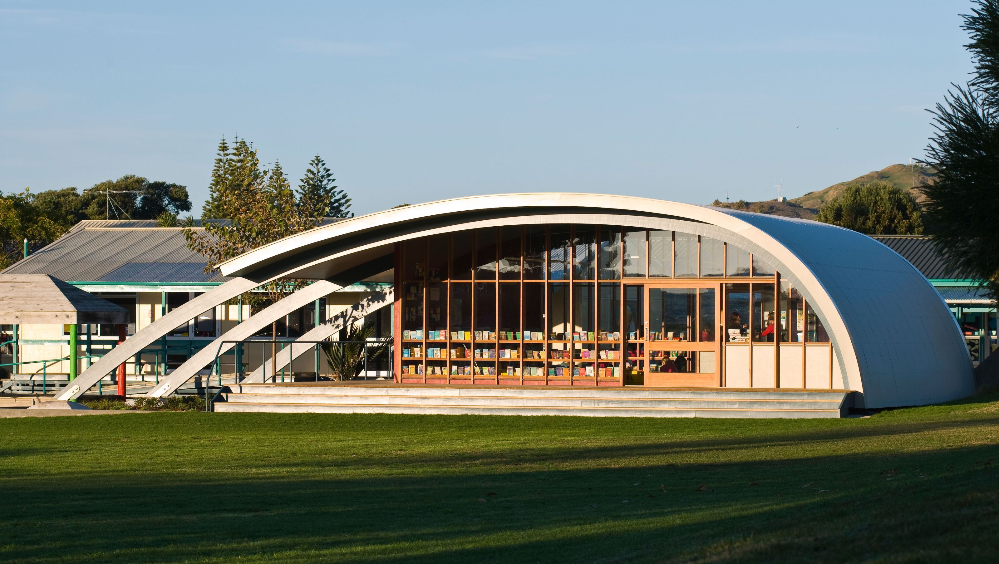 Wainui Beach Library