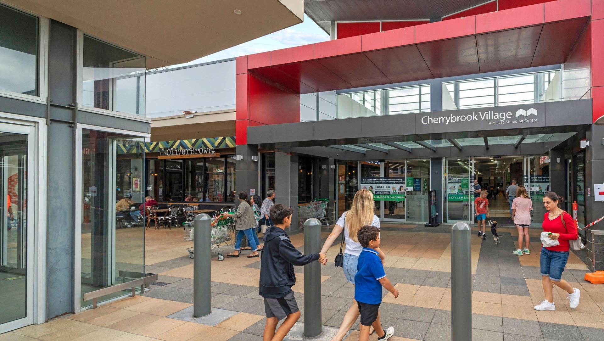 Shopping Photography for Lumapixel + Cherrybrook Village banner