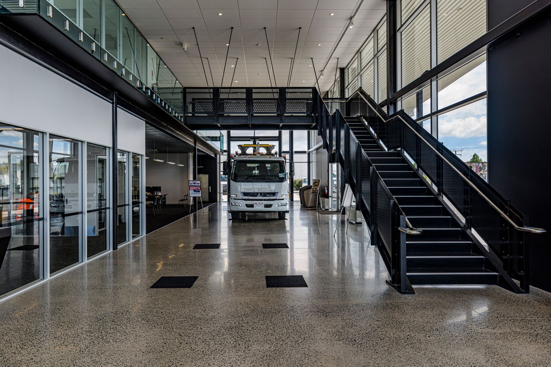 Truck Workshop &amp; Showroom Te Rapa