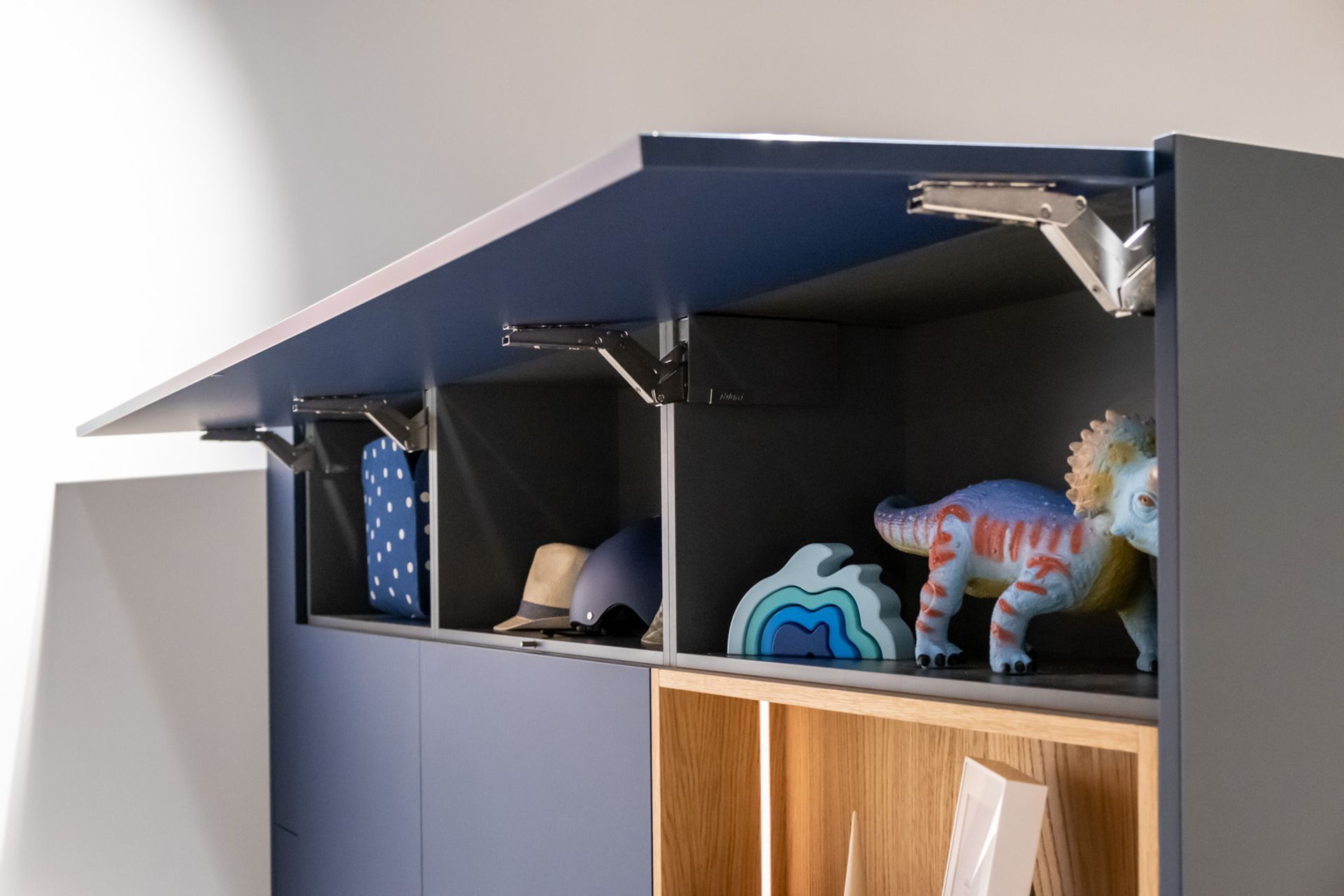 Wardrobe-5.jpg