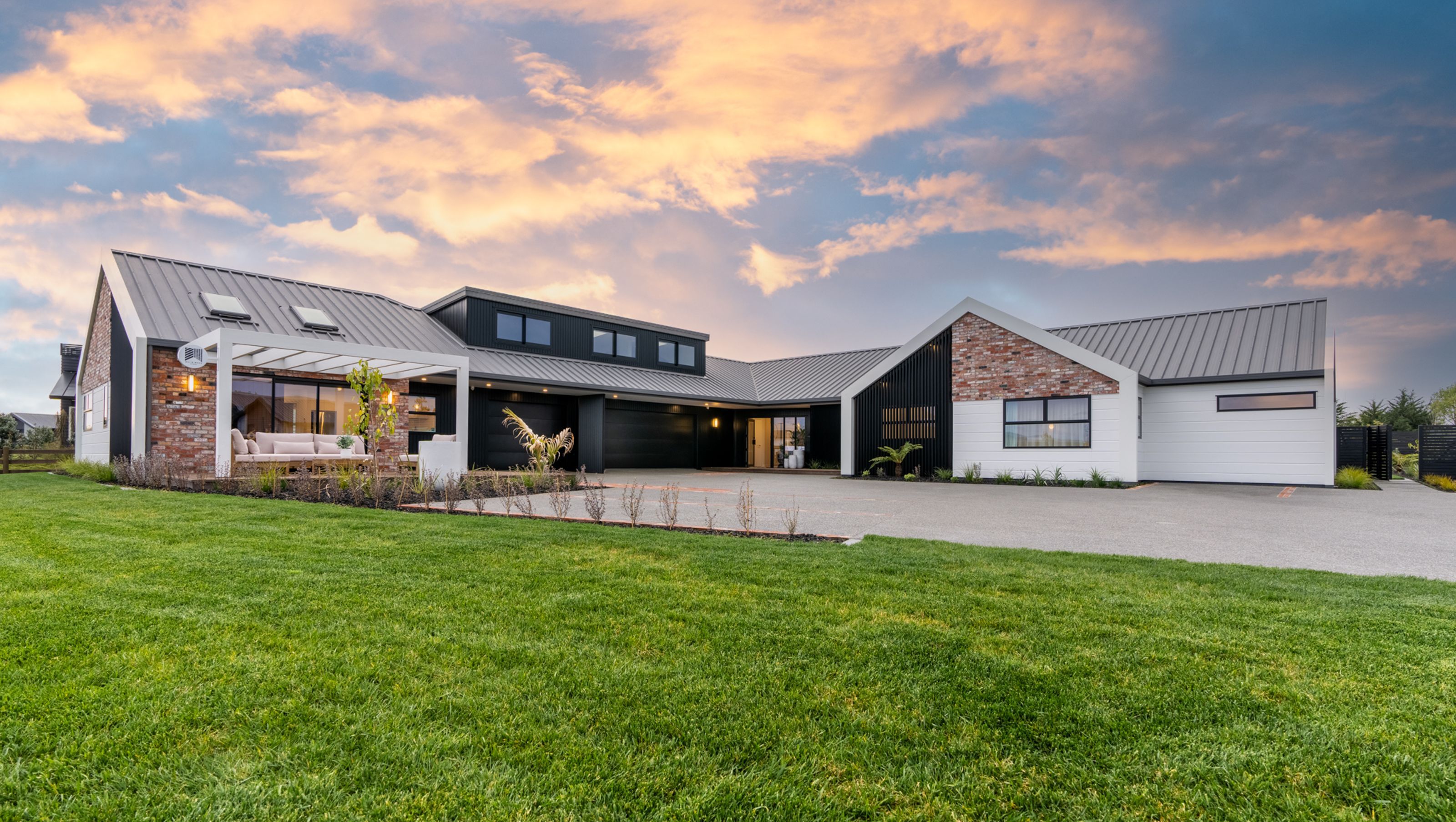 White Wood Showhome