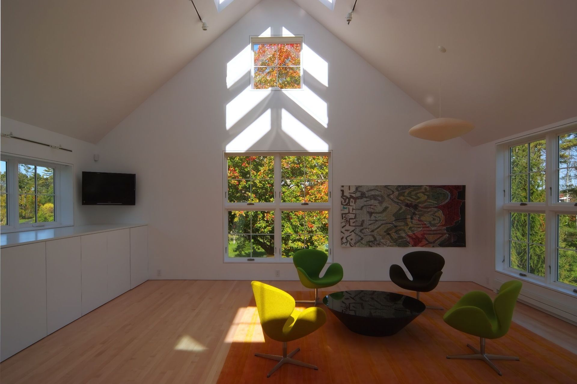 10-House-on-Casco-Bay-Meeting-Room.jpeg