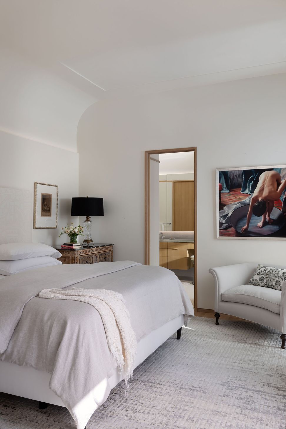 10WethersfieldTownhouseCuppettKilpatrickArchitectureandInteriorDesignaustin-architecture-firm-modern-bedroom-design-with-curved-ceiling.jpg