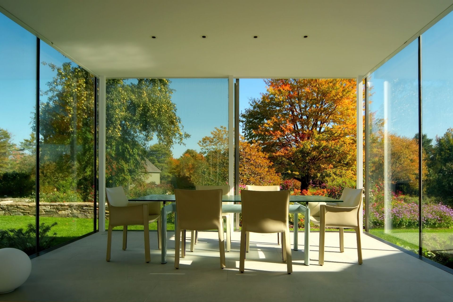 12-House-on-Casco-Bay-Dining-Room.jpeg