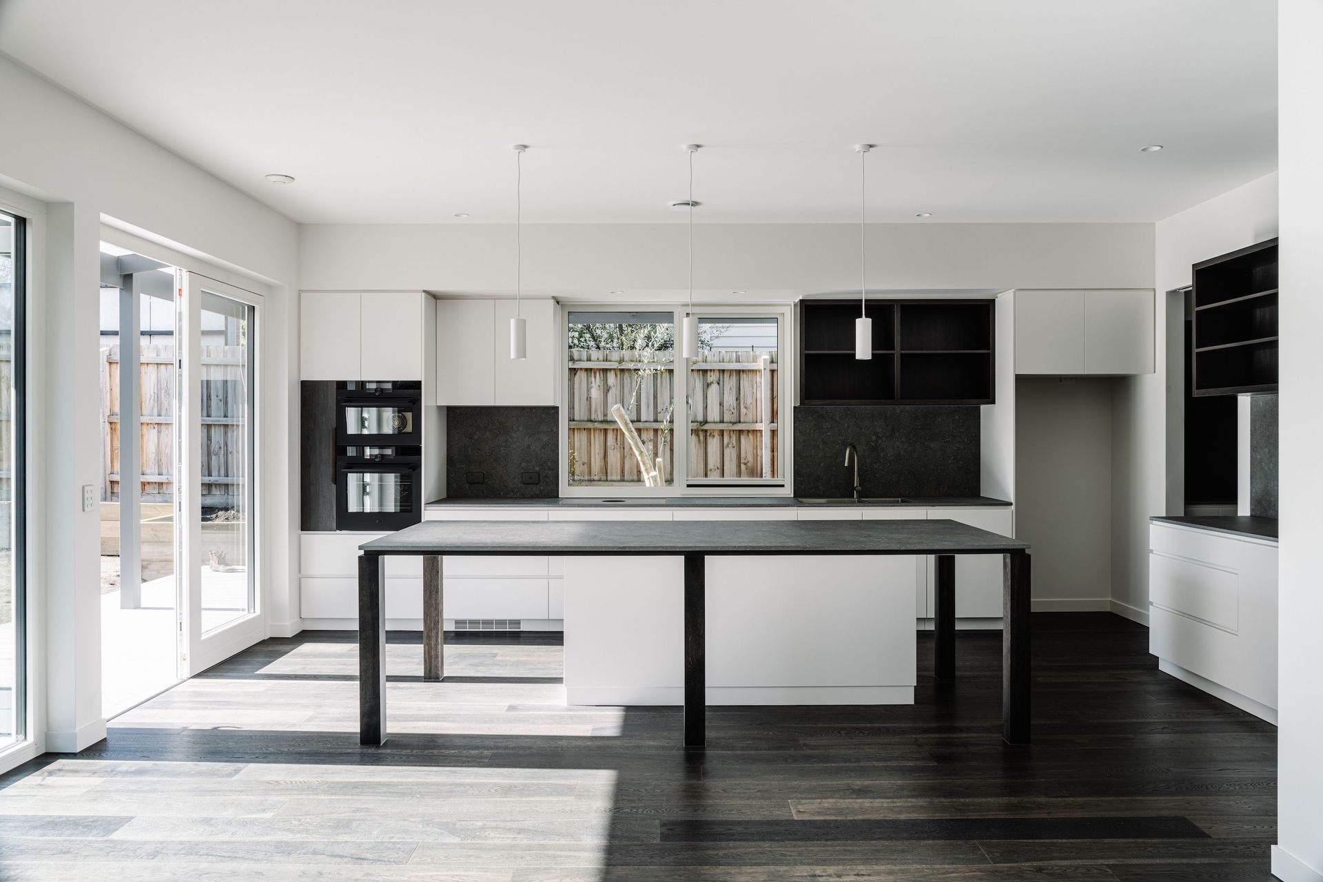12-landscape-envirotecture-wrighty-tighty-haus-vic-kitchen.jpg
