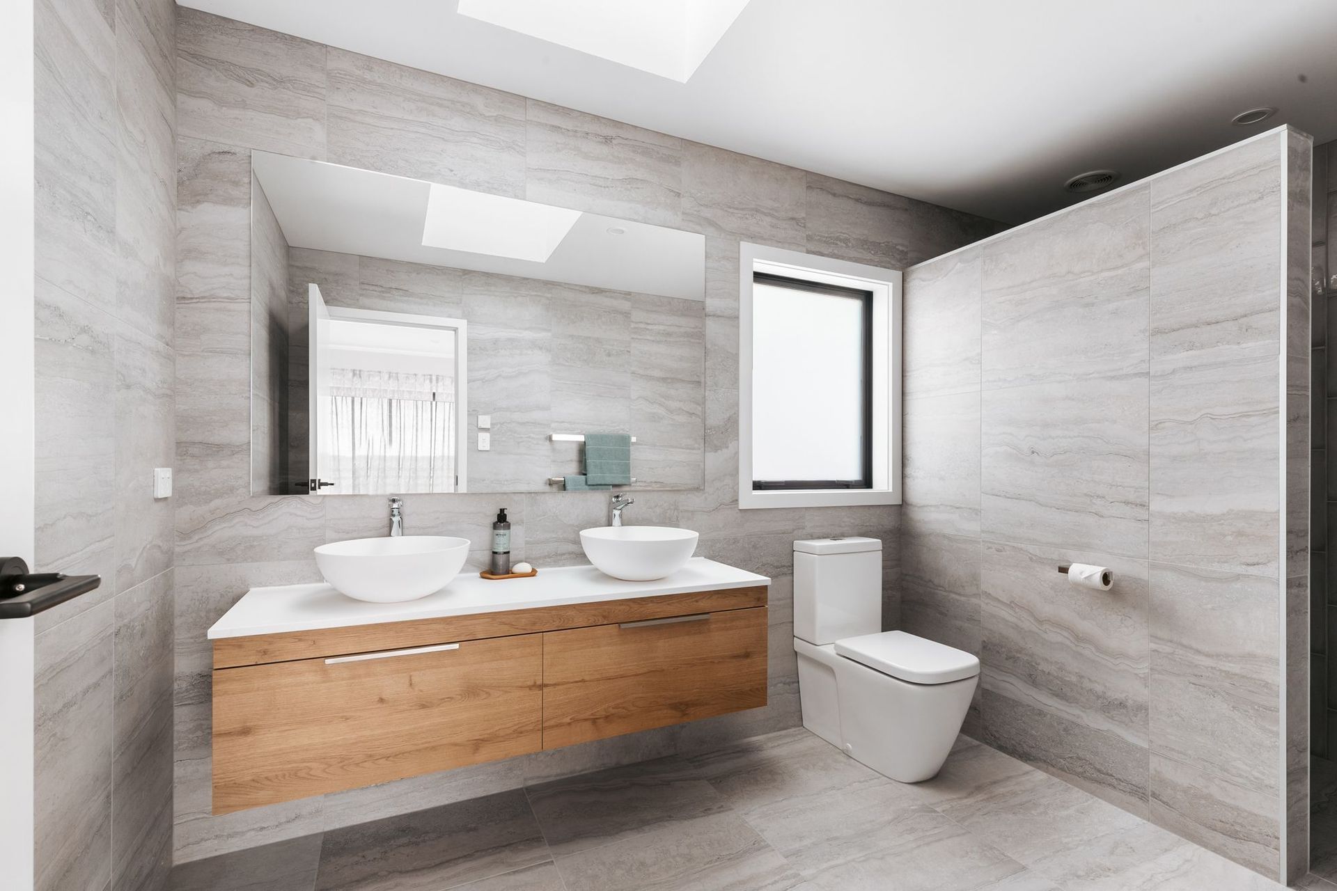 Monument Road