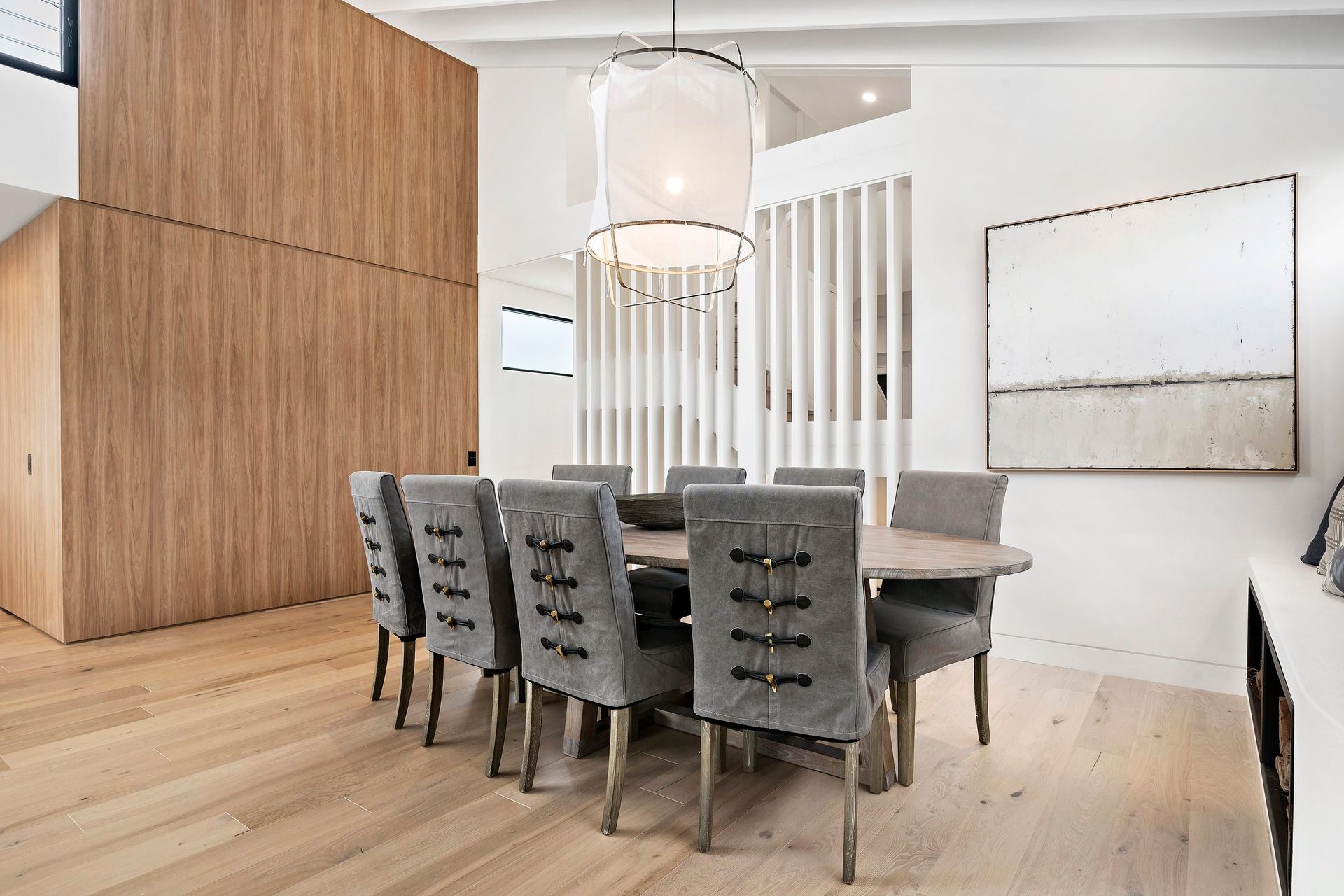 2-DiningRoom.jpg