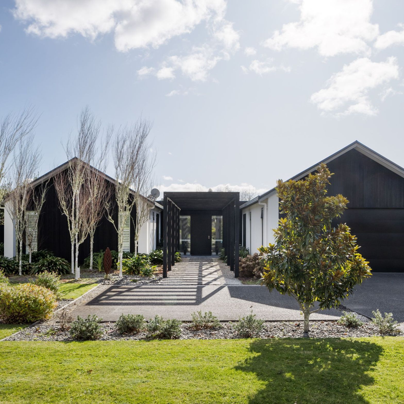 2-web-or-mls-100aaron-radfordAR53837.jpg