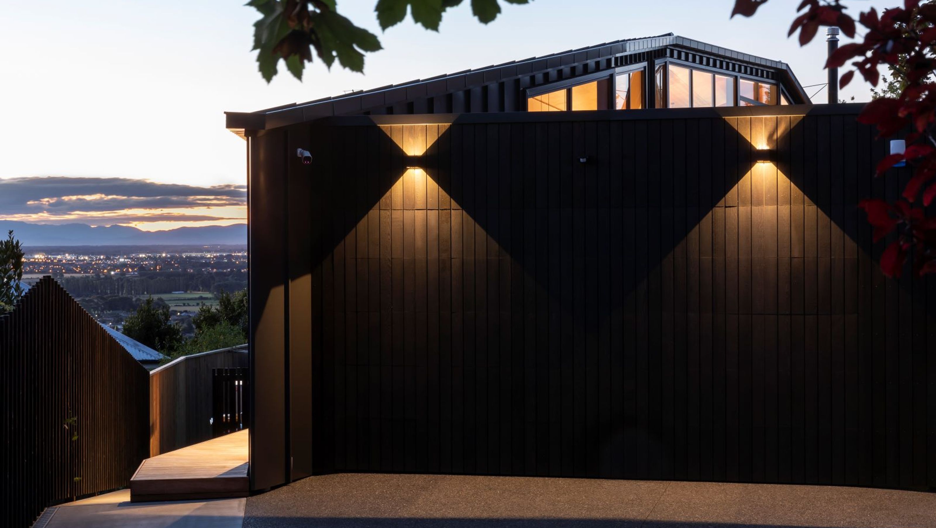 Folded Roof Home