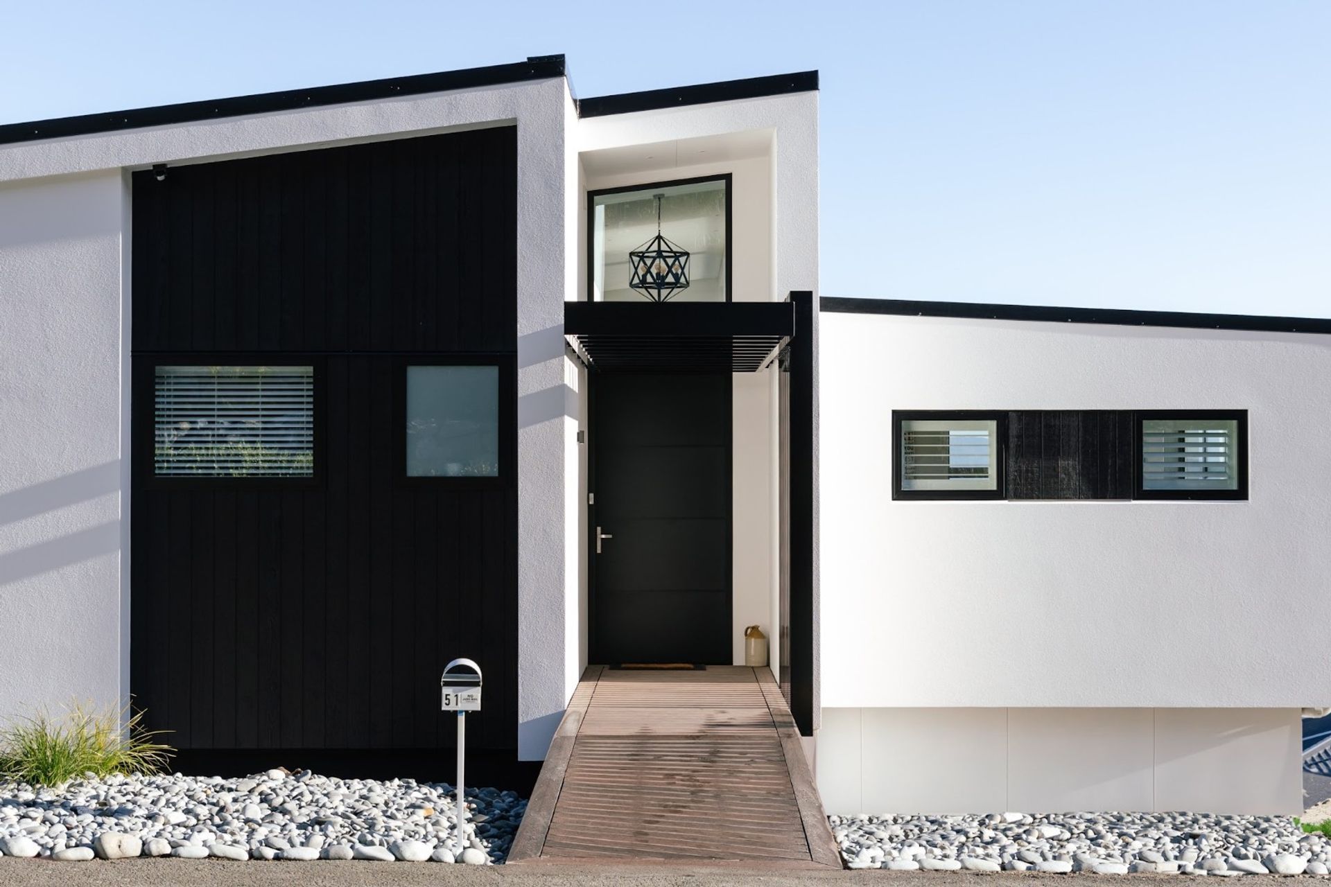51-Davies-Dr-entrance-v2.jpg
