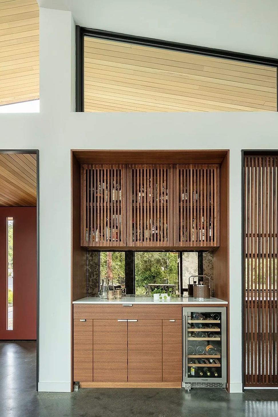 8BarDetailClosedSlat-ap-compressed.jpg