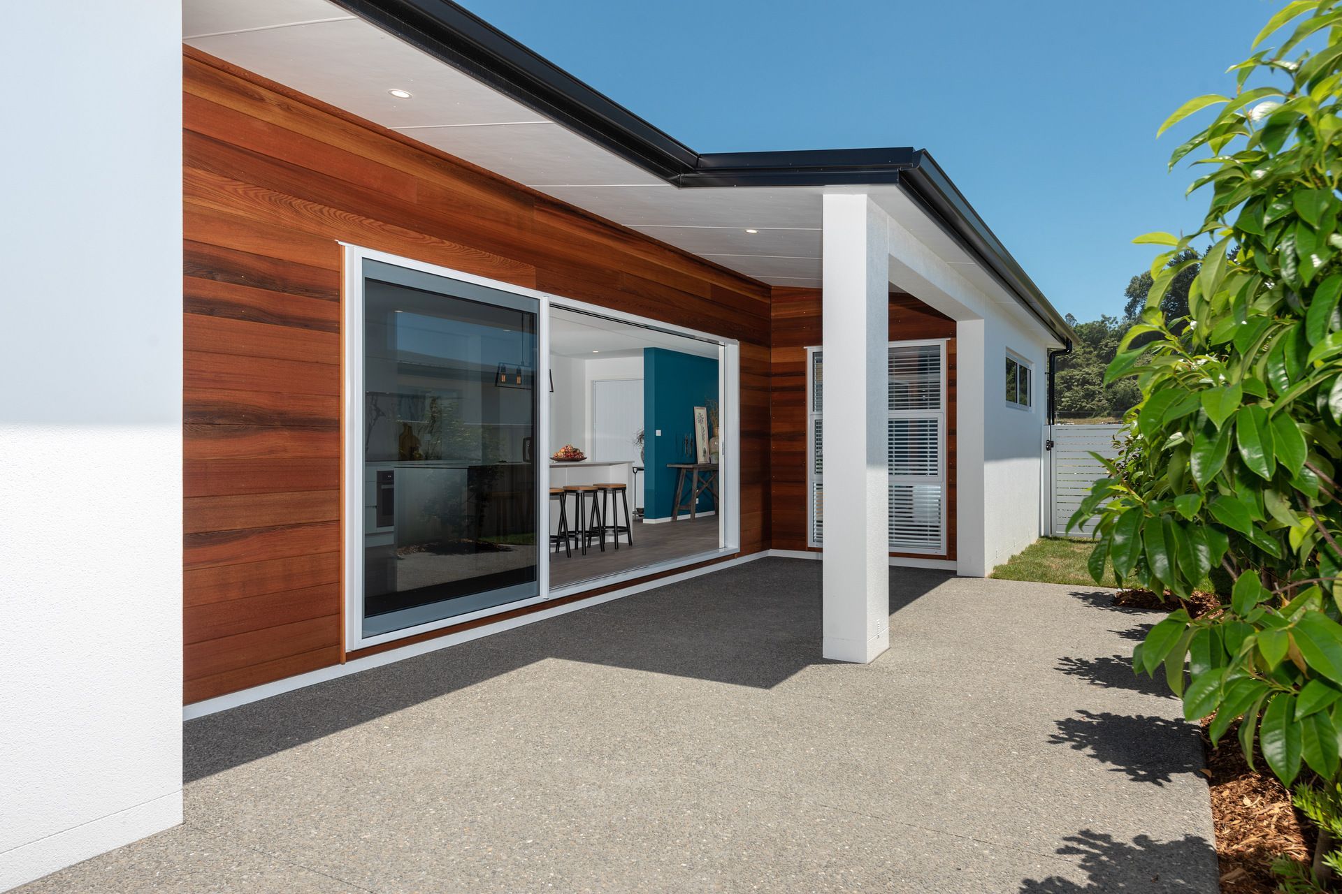 90 Awataha Cres